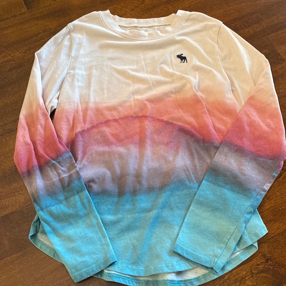 A&F ombré long sleeve